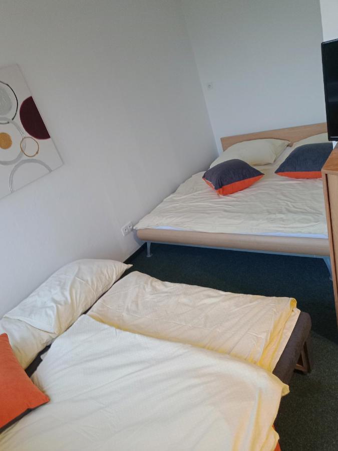 Apartmán Obecní Hostinec Provodov (Hradec Kralove) Esterno foto